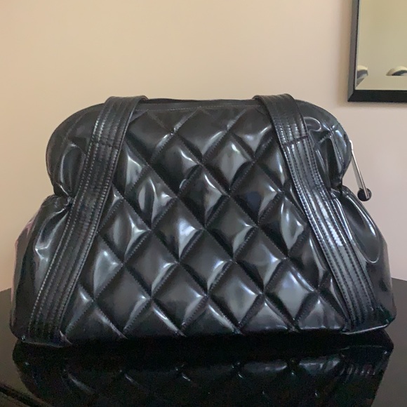 AUTH Chanel Matelasse black patent  quilted tote bag - Picture 3 of 11